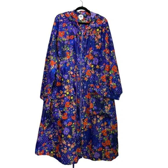 Yitty l NWT Fabletics Oversized Headliner Jacket Party Animal Bloom Plume 3X - Picture 2 of 10